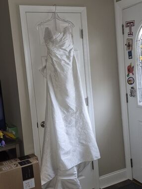 Strapless White Satin A-Line Wedding Gown Size 4
